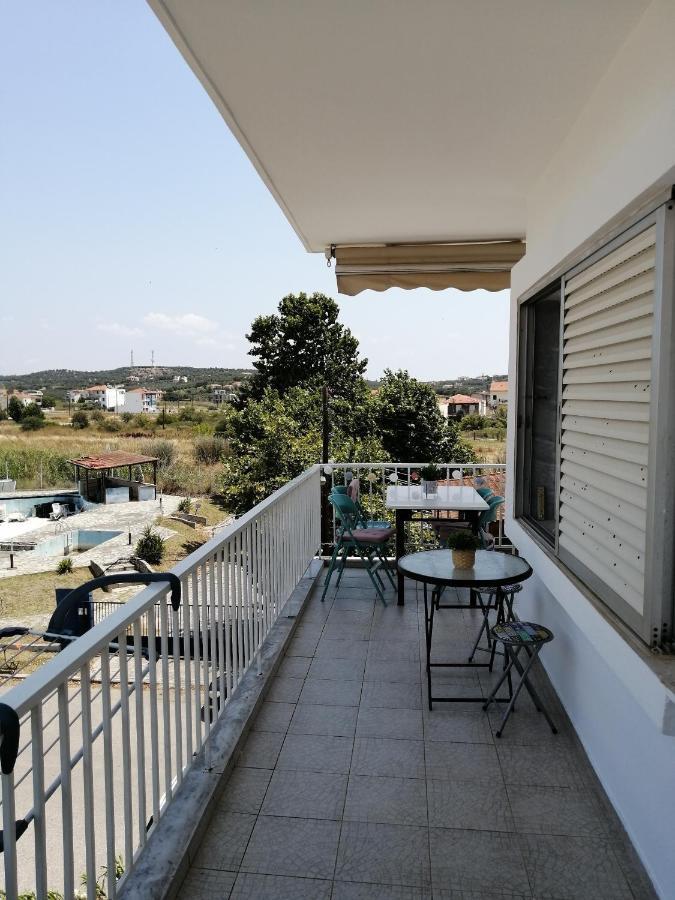 Elef Apartment Paralia Dionysiou Exteriör bild